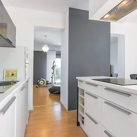 With A Swimming Pool Fiorini, Novigrad - 7047 Apartament Brtonigla