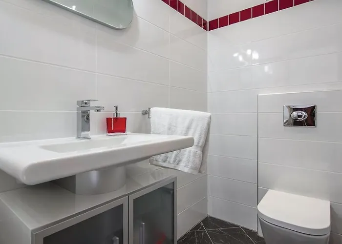 Apartman With A Swimming Pool Fiorini, Novigrad - 7047 Brtonigla